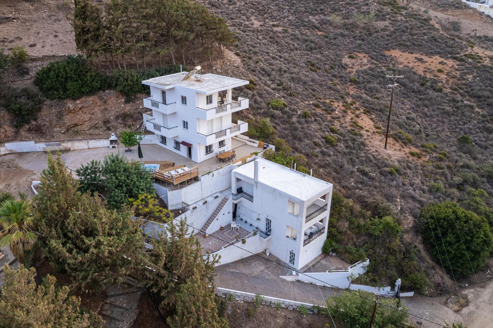Villa Dirui Fodele Exterior photo